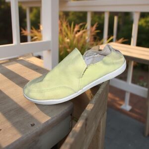 Vionic Lemon Beach Shoe Size 9.5